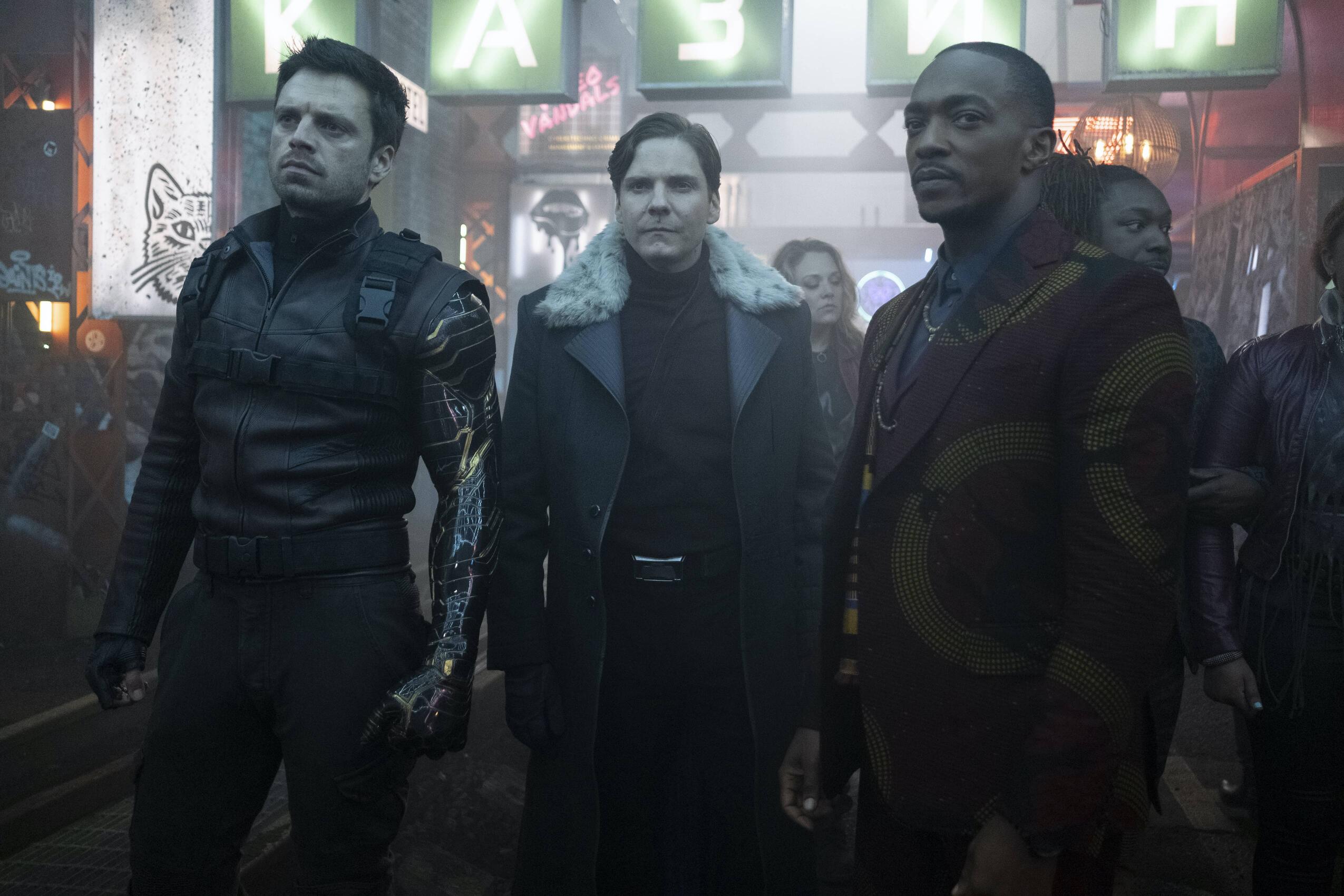 (L-R): Winter Soldier/Bucky Barnes (Sebastian Stan), Zemo (Daniel Brühl) and Falcon/Sam Wilson (Anthony Mackie) in Marvel Studios' THE FALCON AND THE WINTER SOLDIER exclusively on Disney+. Photo by Chuck Zlotnick. ©Marvel Studios 2021. All Rights Reserved.